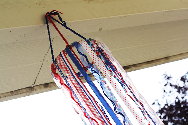 Patriotic Windsock | Adventures in Pinterest - chaosandlove.com