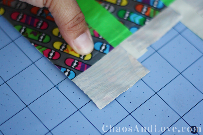 These DIY, no-sew pencil pouches are great for any kind of personalized, reusable storage.
