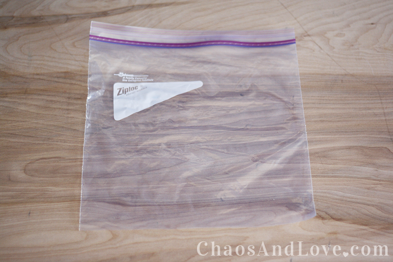 These DIY, no-sew pencil pouches are great for any kind of personalized, reusable storage.